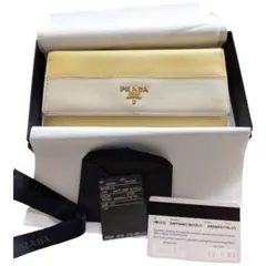 【レア】PRADA プラダ 長財布 サフィアーノ メタルロゴ イエロー+ホワイトのサムネイル