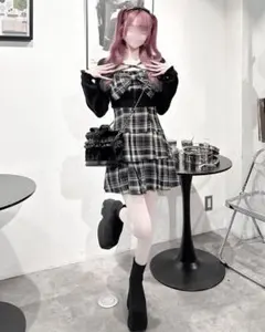 ハニーミュウ オフショルボレロチェックアンサンブルトップス - メルカリ