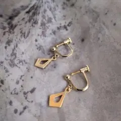 年末値下げ！ヴィンテージ　ゴールド フープイヤリング ダイヤモンド型チャーム