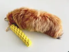 Item thumbnail for item 9c4bb540-86d0-4ec3-a82d-1b0ee5715e64