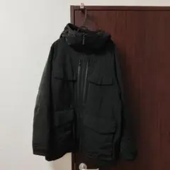 UNIQLO White Mountaineering ブラックダウンジャケット