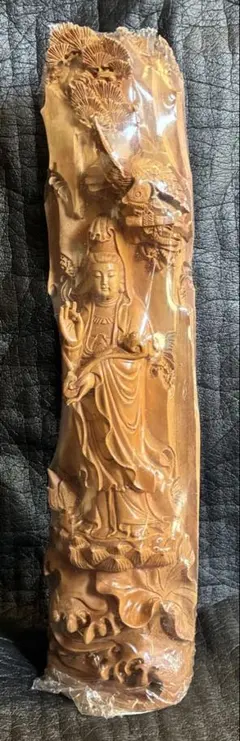白檀意観音様オーストラリア産白檀オブジェ佛教美術品観音像一刀彫り