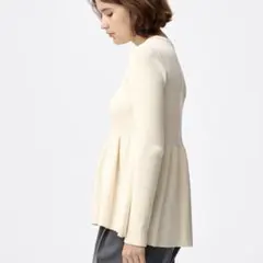 GU ペプラムニットプルオーバー