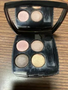 CHANEL レ キャトル オンブル アイシャドウ☆88NATURELSのサムネイル