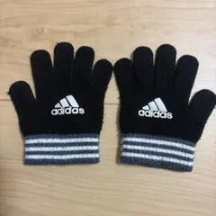 adidas ニット手袋　キッズ