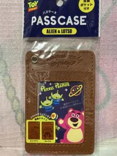 ディズニー　トイストーリー　ロッツォ　パスケース　ポケット付き