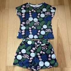 セットアップ　marimekko✖️UNIQLO 120cm