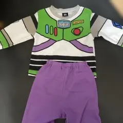 バズ　パジャマ　バズライトイヤー 100