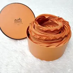 HERMES エルメス プリーツ スカーフ カレ90 プリーツカレ オレンジのサムネイル
