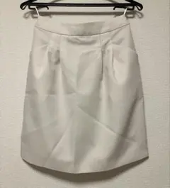 vis ホワイトタイトスカート ゴールドファスナー付き