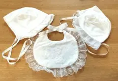 プーさんホワイト刺繍スタイ・よだれかけ、ベビー帽子、赤ちゃん本舗ベビー帽子のサムネイル