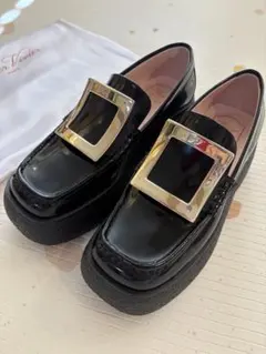 2025年最新】ロジェヴィヴィエの人気アイテム - メルカリ