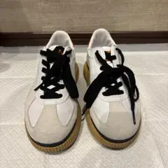 オニツカタイガー DELECITY 24cm