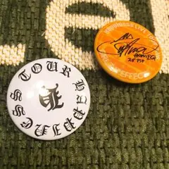 happiness缶バッチ
