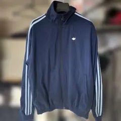 adidas トラックジャケット