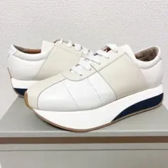 Item thumbnail for item c1473ee9-b047-4e29-9df2-d27402748df5