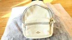 春のお出かけに大活躍♪COACH　コーチ　リュック　レディース　ホワイト　ミニ