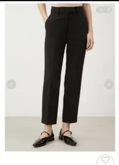 後ゴムセンタープレステーパードパンツ　Milaowen 新品タグ付き
