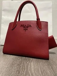 美品　PRADA プラダ　モノクローム　バッグ　レッド