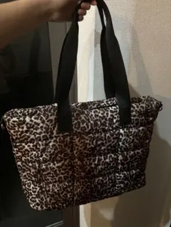 ヒョウ柄ナイロンショルダーバッグ