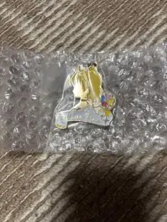 プリキュア一番くじ　F賞シルエットメタルチャーム パイン