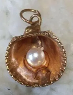 p*n様 ペンダントトップ パール シェル ゴールド