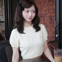 darich バックオープンアップリケニットトップス