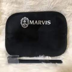 Item thumbnail for item e37b03c1-5c4b-4550-98ca-e9baf5bc1a2e