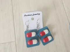 Y2K 病院 薬 カプセル型 ピアス