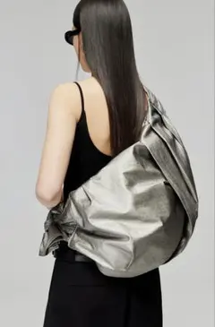 Minimal Obsidian Fold Shoulder Bag バッグ