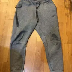 Nike テックフリースパンツL