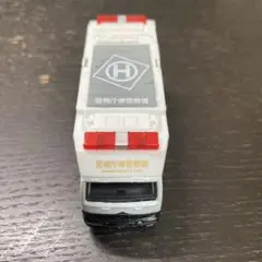 2007 警察車両 トミカ 救急車デザイン