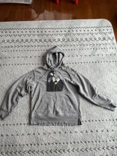 グレー WWEキャラクター グラフィック パーカー