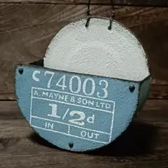 124.（吊り下げ 横幅13cm 奥行6.5cm）リメイク缶 リメ缶 プランター