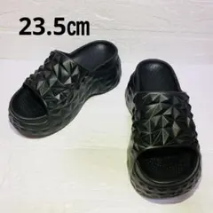 Item thumbnail for item a5d72b7f-f4ec-4f85-99e8-bf527f4275d0