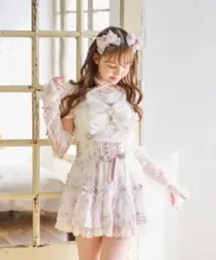2025年最新】リズリサ トップスの人気アイテム - メルカリ