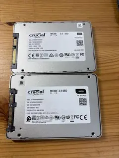 Crucial 500GB SSD 2枚