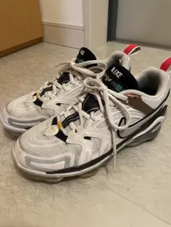 【中古・箱無】Nike Air Vapormax ホワイト/ブラック/レッド