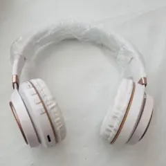 【新品】 ワイヤレスヘッドホン 白 防水機能付き 低遅延 新品未使用 通勤通学