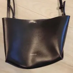 YAHKI ブラック レザー ショルダーバッグ
