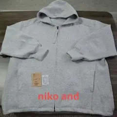 ニコアンド ライトダンボールZIPパーカー