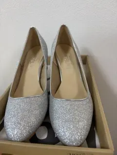 シルバー グリッター パンプス 中ヒール