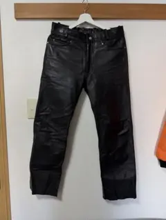 【ユウタロウ様専用】HARLEY-DAVIDSON レザーパンツ 牛革のサムネイル