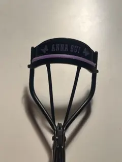 ANNA SUI アイラッシュカーラー ビューラーのサムネイル