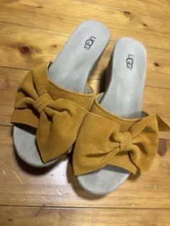 UGG スエード リボン ウェッジソール ミュール サンダル　オレンジのサムネイル