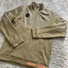 PUMA XL ベージュ　ウェア