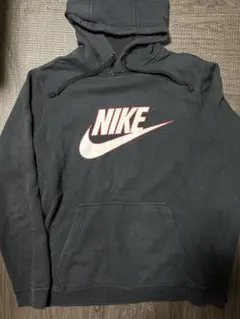 Nike ロゴ入り 黒 フード付きパーカー