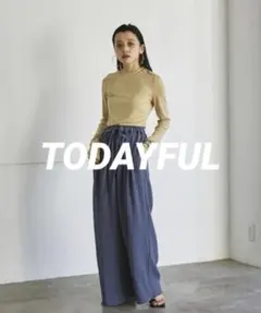 【美品】TODAYFUL ソフトメロウロングT ベージュ FREEのサムネイル