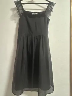 レベッカテイラー/フリル付きブラックノースリーブワンピース