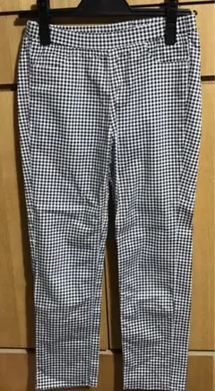 ユニクロkids ストレッチパンツ　135-145センチ